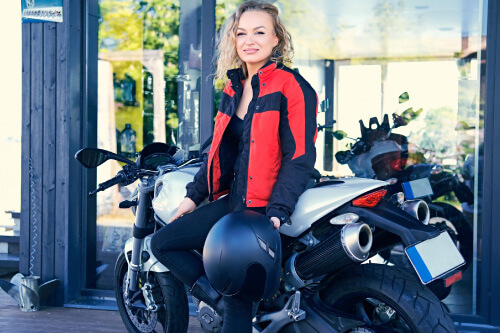 Conoce las marcas de chaquetas de protección para moto! - Auteco Mobility