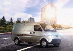 Nuevas vans de carga y pasajeros de Auteco Mobility