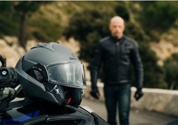 ¿Cómo comprar tu casco para moto a crédito con ADDI?